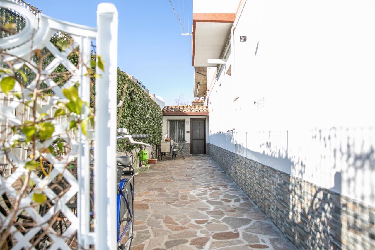 Gioviale House Pescara Apartment Bagian luar foto