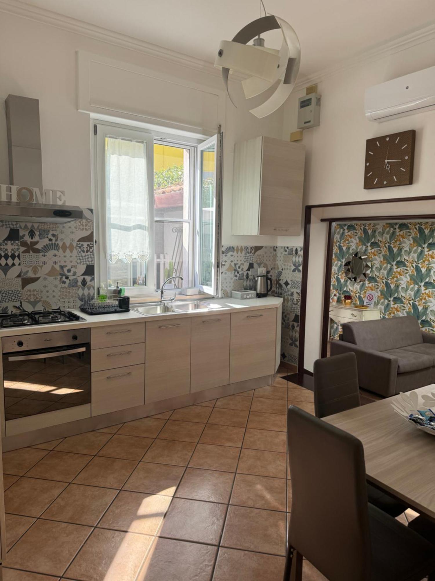 Gioviale House Pescara Apartment Bagian luar foto